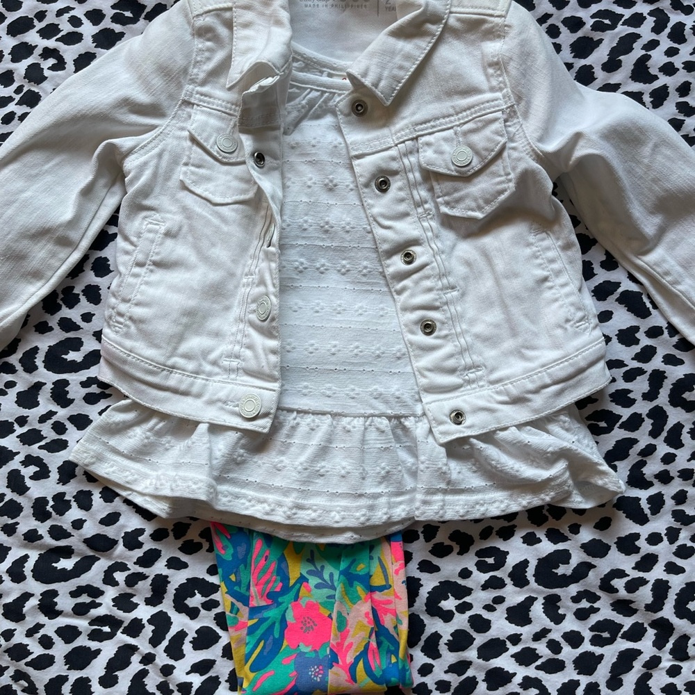 girls cute summer outfit - white jean jacket, white top, Hawaiian leggings - Picture 2 of 2